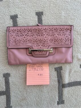 Coach Pink Laser-Cut Leather Clutch “ pink tulle”🩷🔥